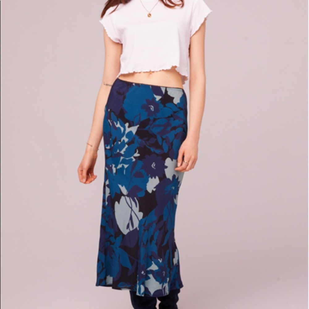 Band of gypsies long flora skirt NWT size small